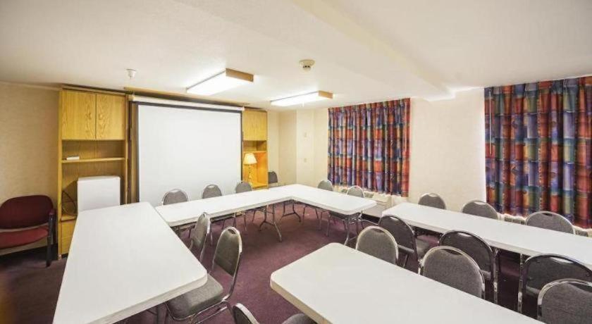 Hotel Markle In I-69 Zewnętrze zdjęcie